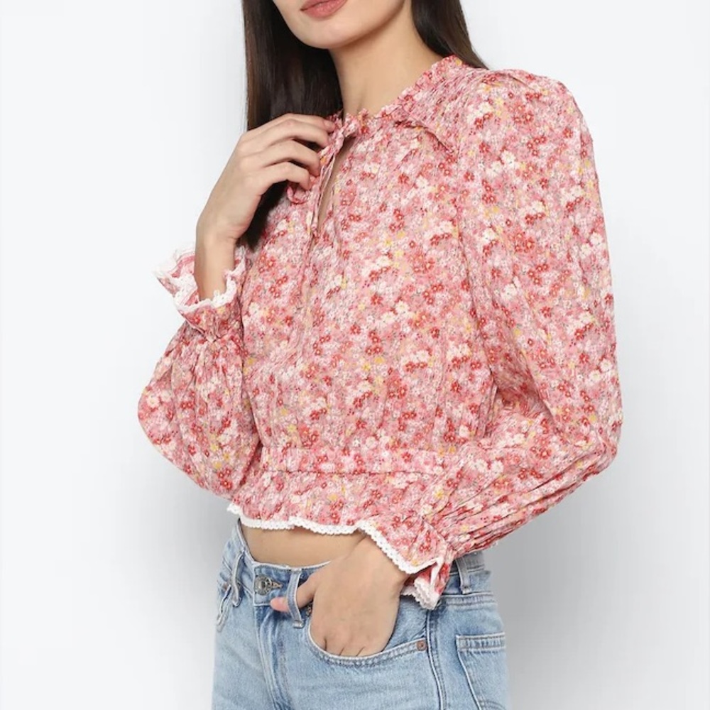 American Eagle pink floral long sleeved smocked top sz: S NWT